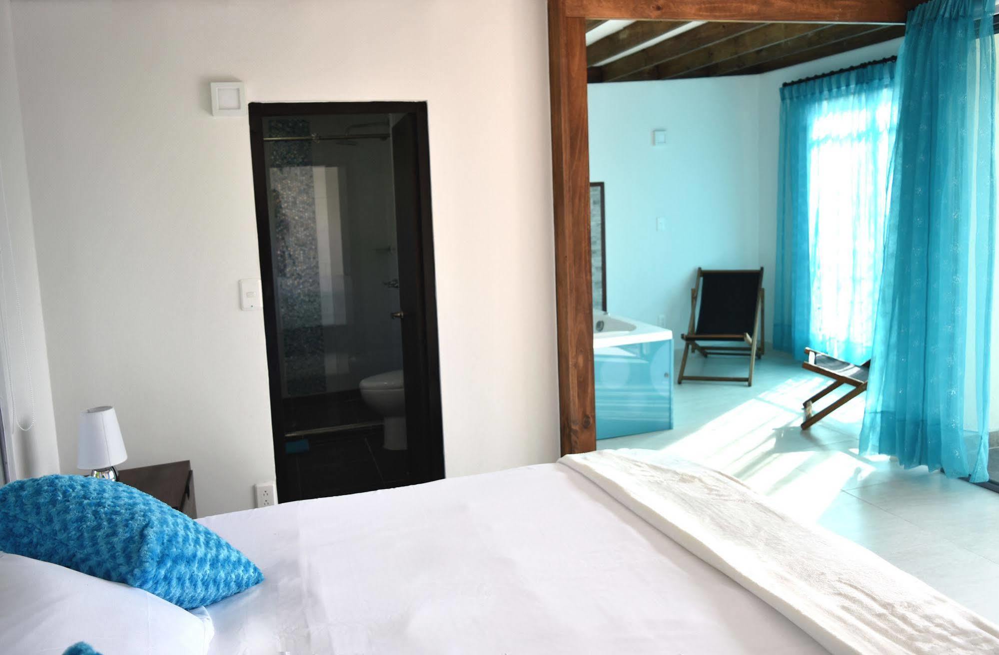 Hotel Syvanna Wellness And Spa Серритос Экстерьер фото