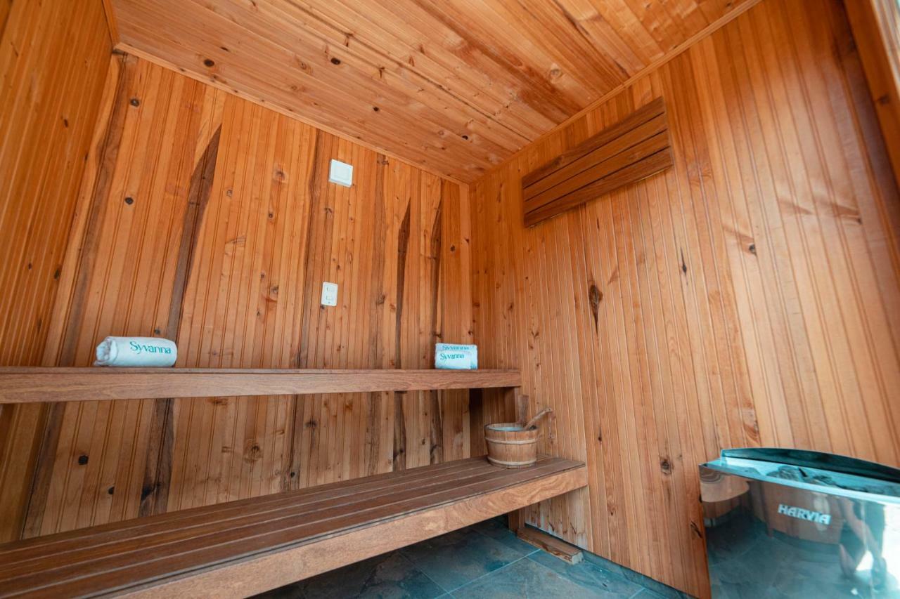 Hotel Syvanna Wellness And Spa Серритос Экстерьер фото
